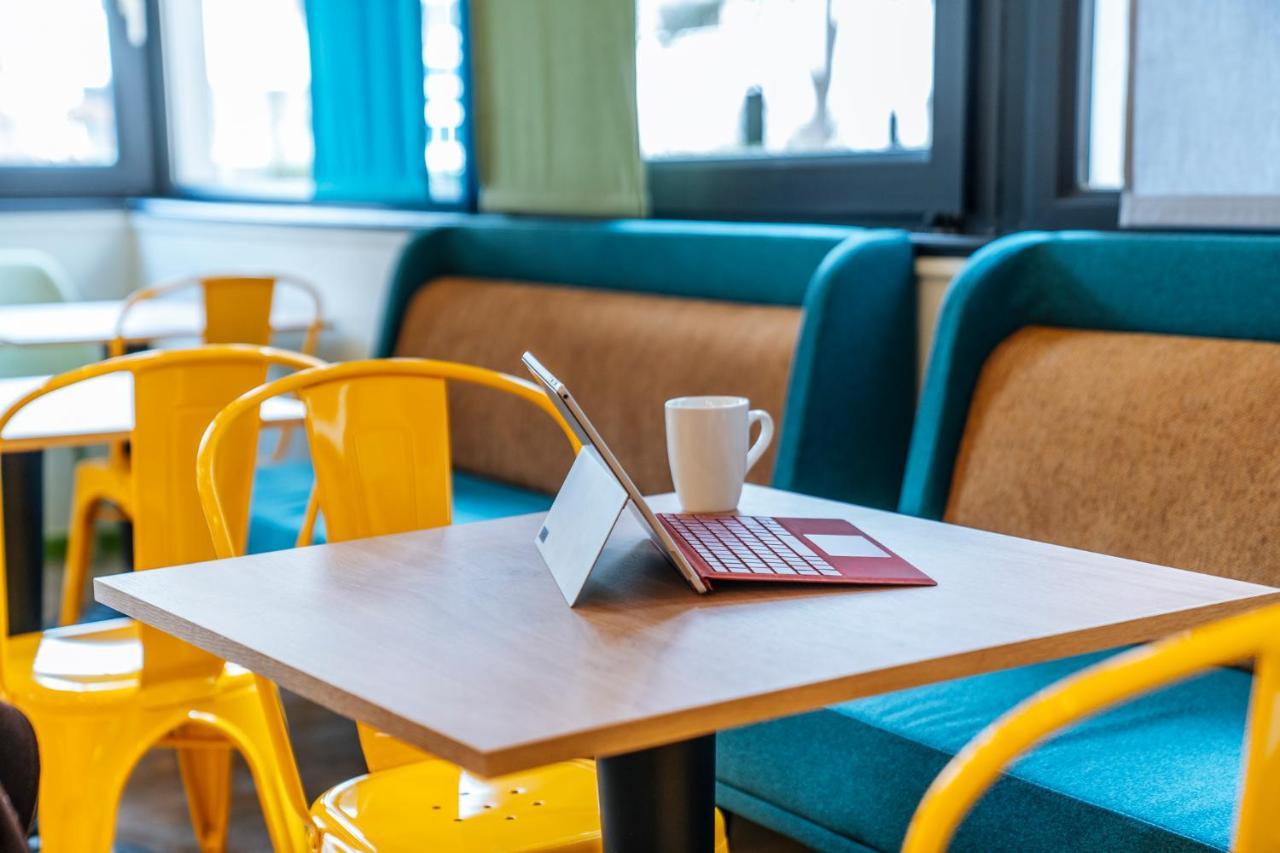 Ibis Styles Lyon Croix Rousse Hotell Exteriör bild