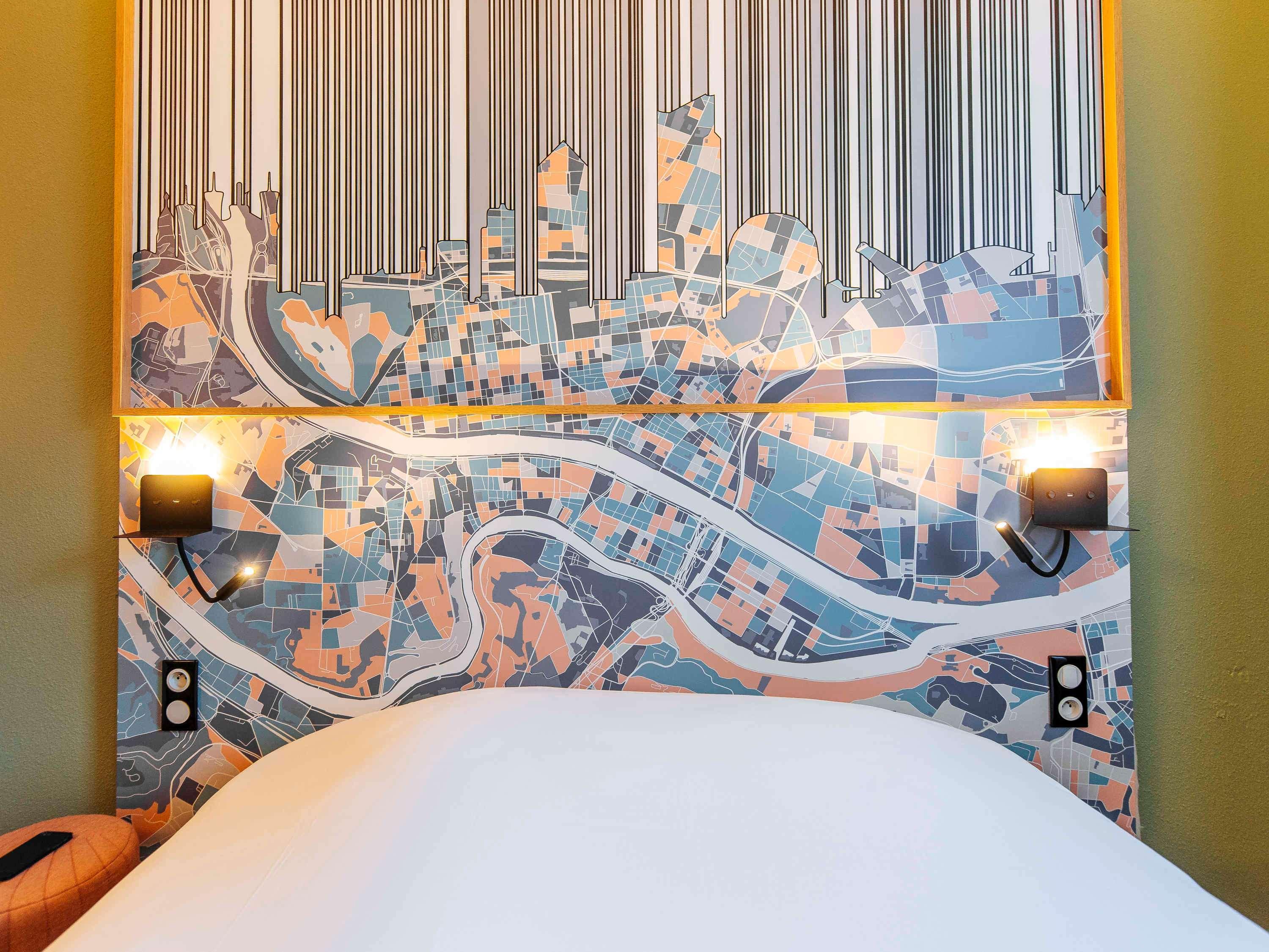 Ibis Styles Lyon Croix Rousse Hotell Exteriör bild