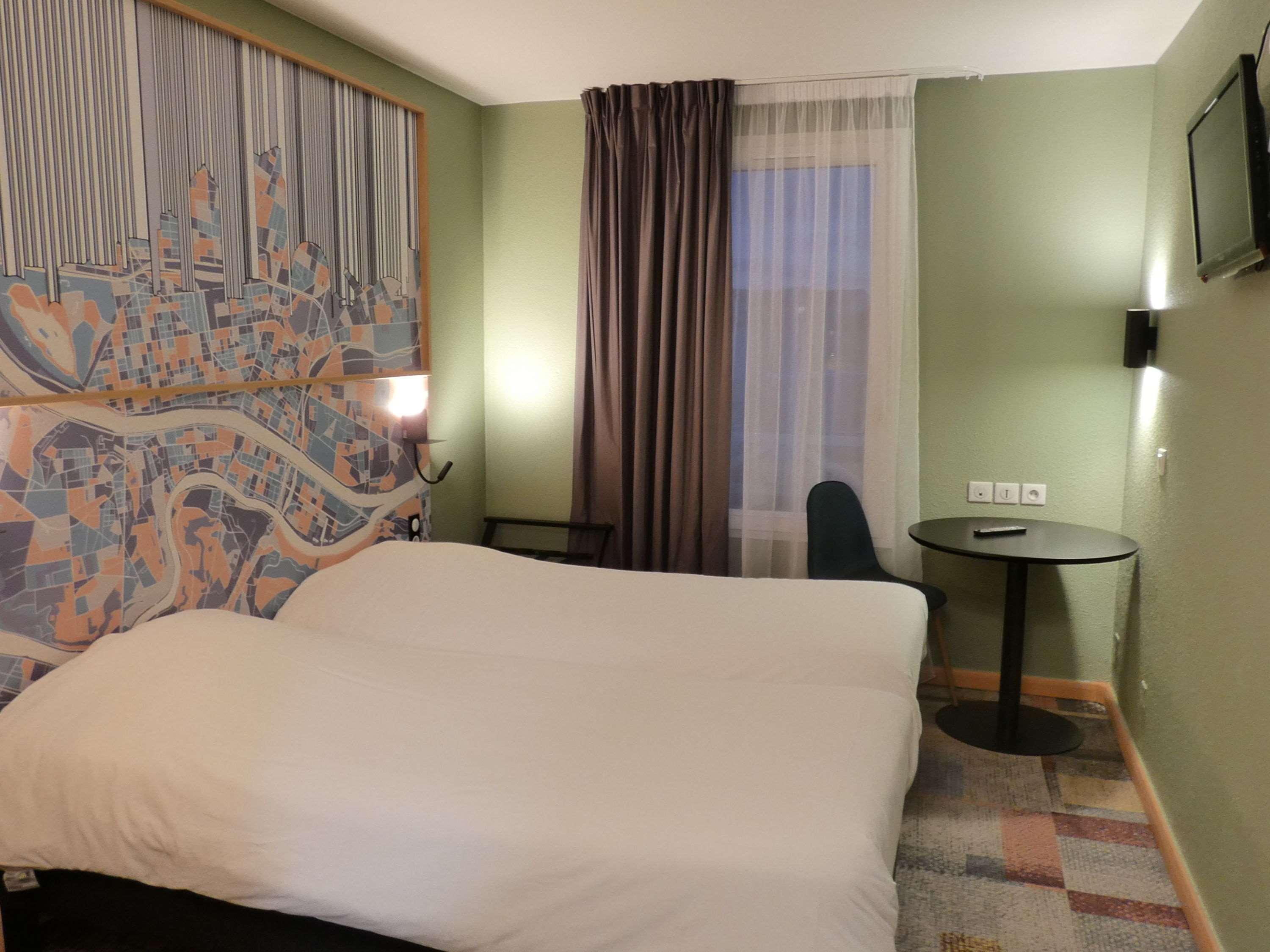 Ibis Styles Lyon Croix Rousse Hotell Exteriör bild