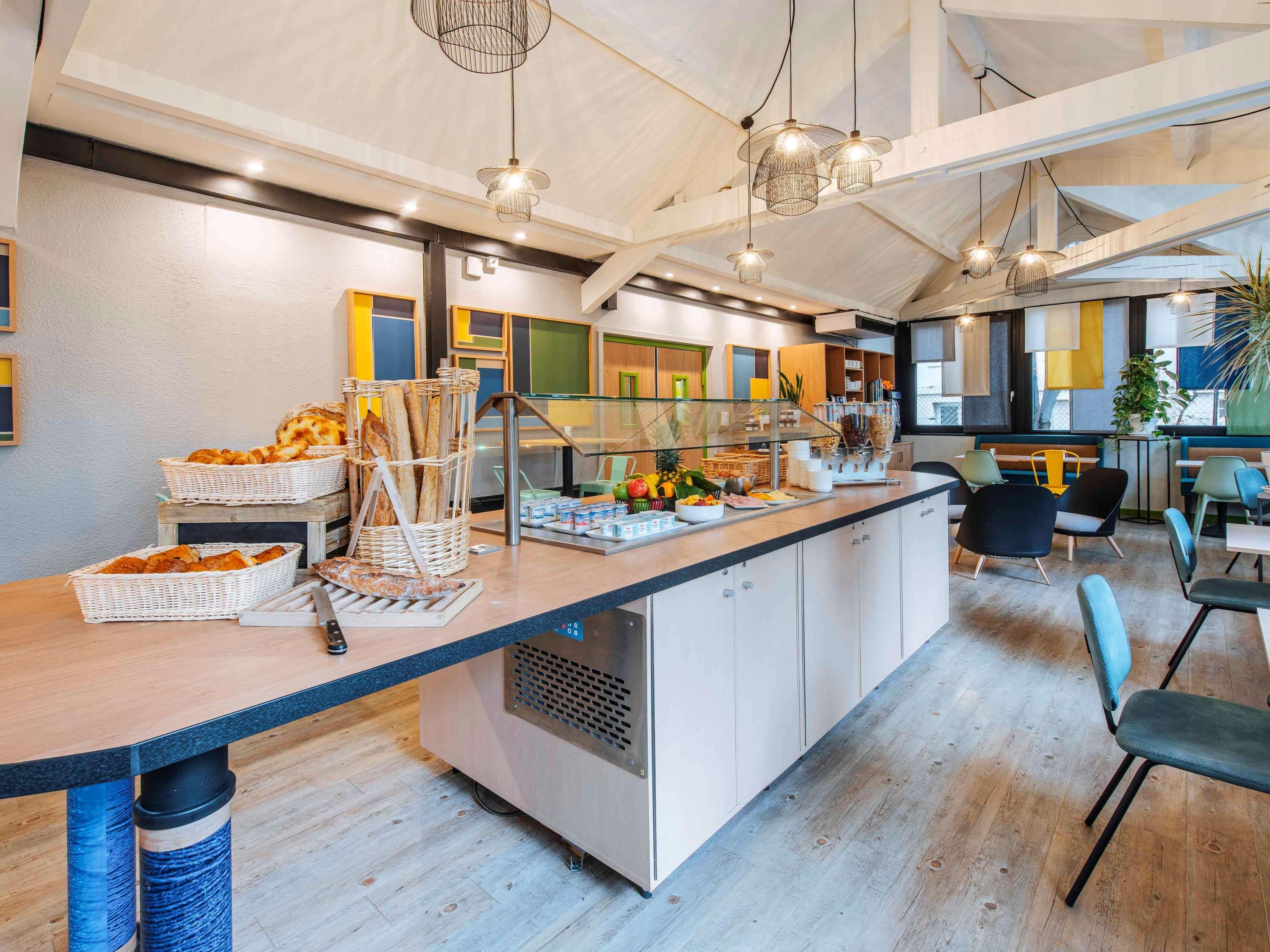 Ibis Styles Lyon Croix Rousse Hotell Exteriör bild