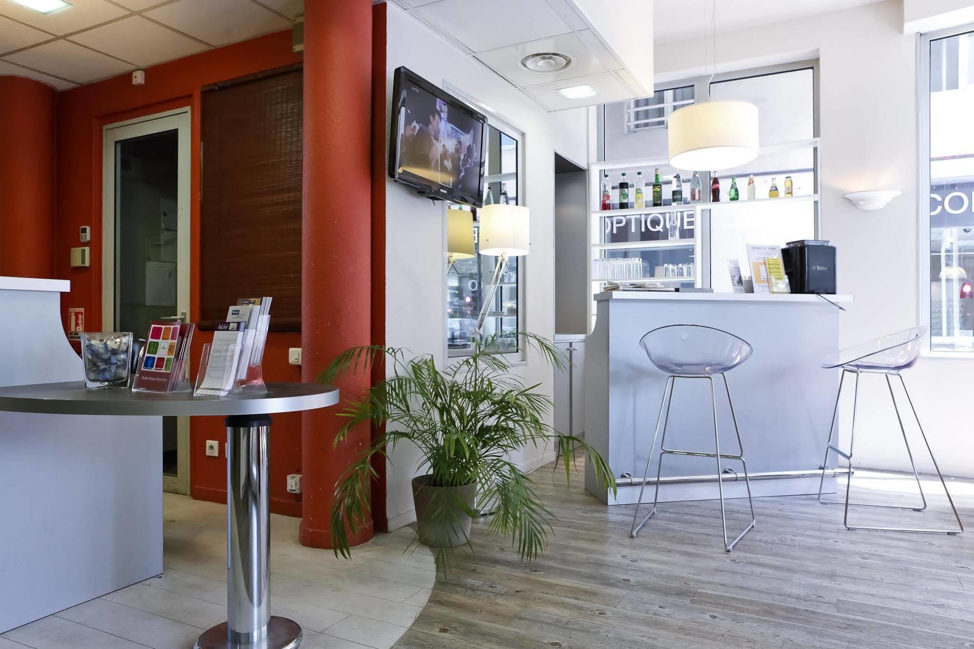 Ibis Styles Lyon Croix Rousse Hotell Restaurang bild